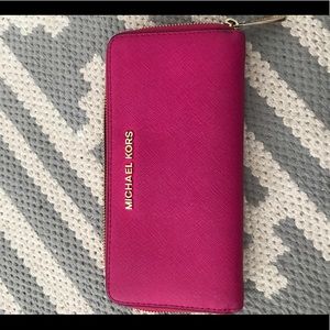 Michael Kors wallet, zip closure, hot pink